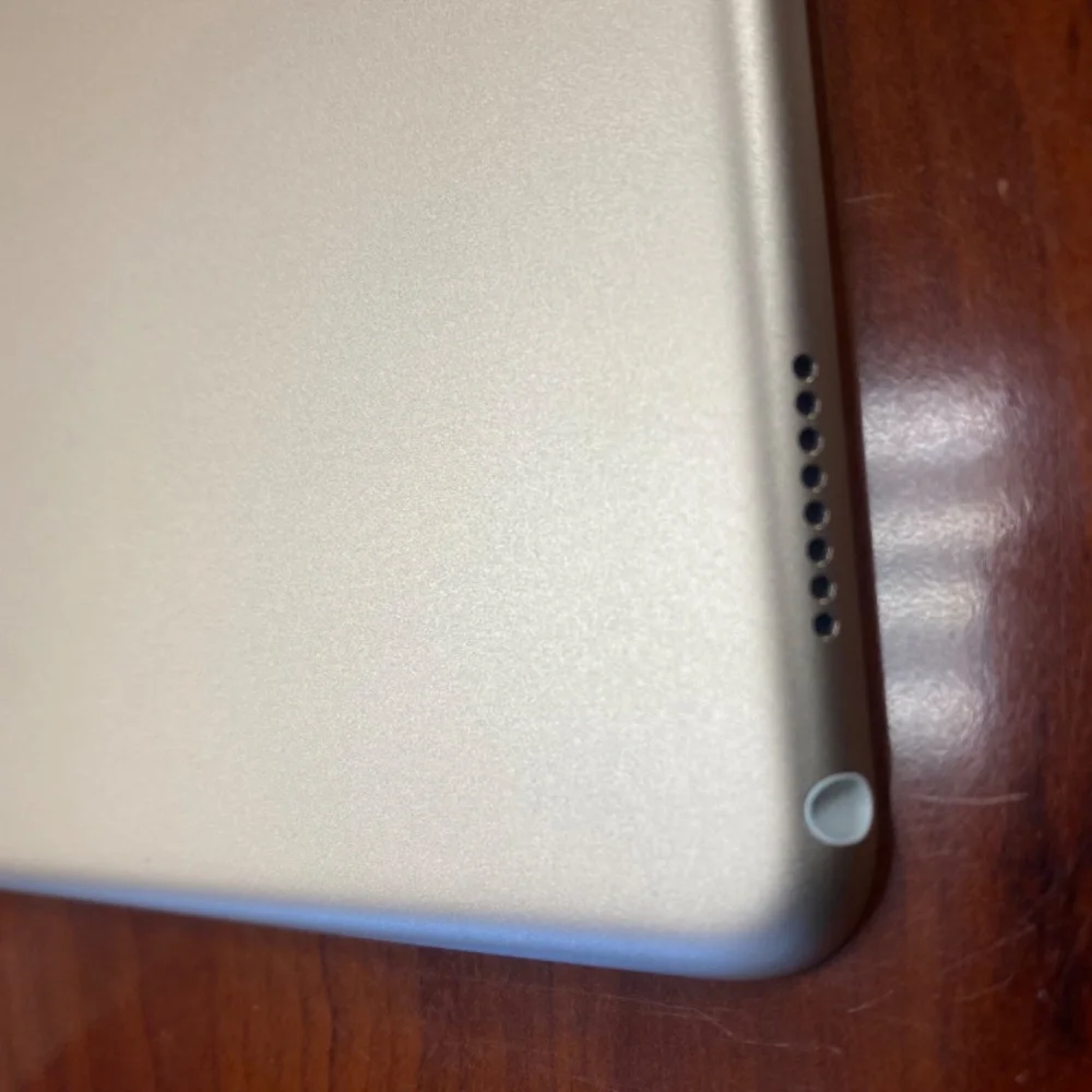 Apple iPad Pro (10.5-inch, Wi-Fi + Cellular, 64GB) - Rose Gold